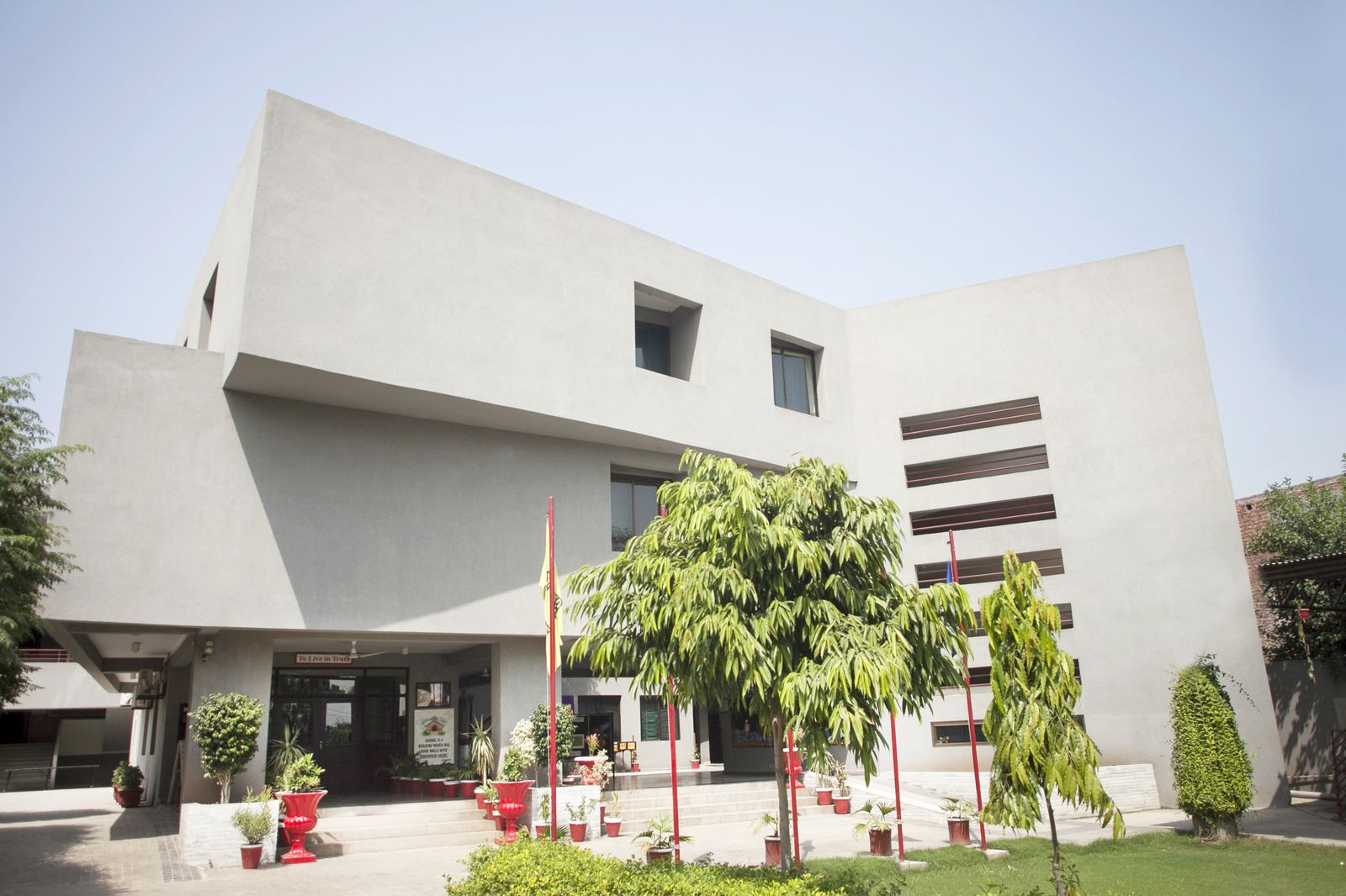 LACAS Canal Side Campus